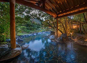 椎葉山荘「しいばの湯」